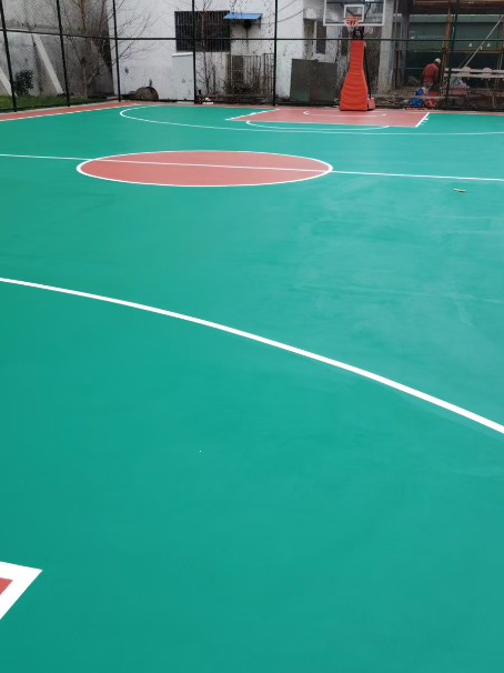 廊坊 球场长期使用易出现地面开裂